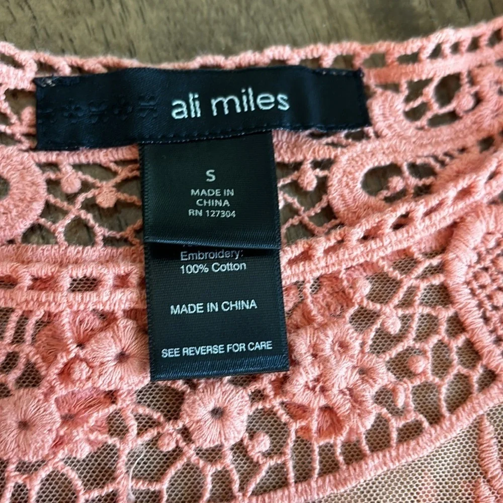 Ali Miles Embroidered Tunic size Small - Picture 5 of 7